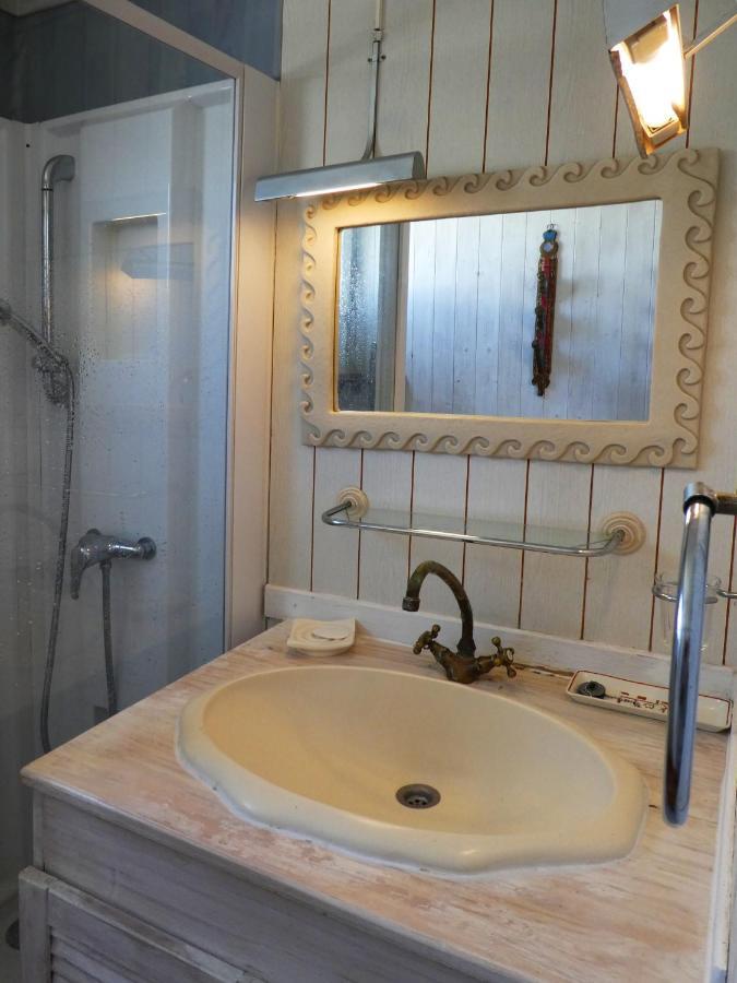 Un Chalet En Bois A La Plage Gruissan Zewnętrze zdjęcie