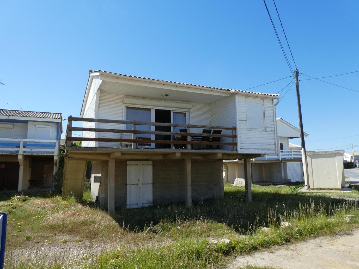 Un Chalet En Bois A La Plage Gruissan Zewnętrze zdjęcie